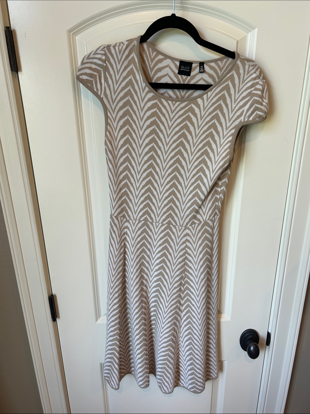 Saks Fifth Avenue Black Label Beige & White Chevron Knit Mini Dress